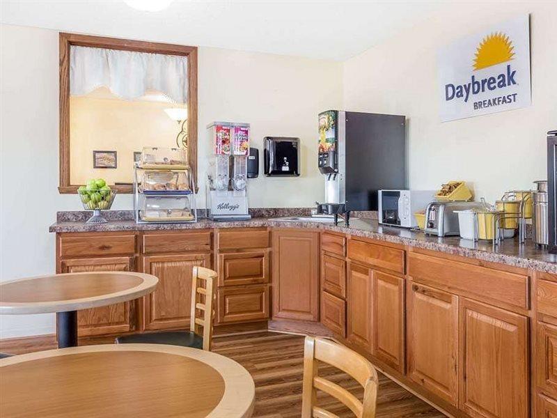 Days By Wyndham Iron Mountain